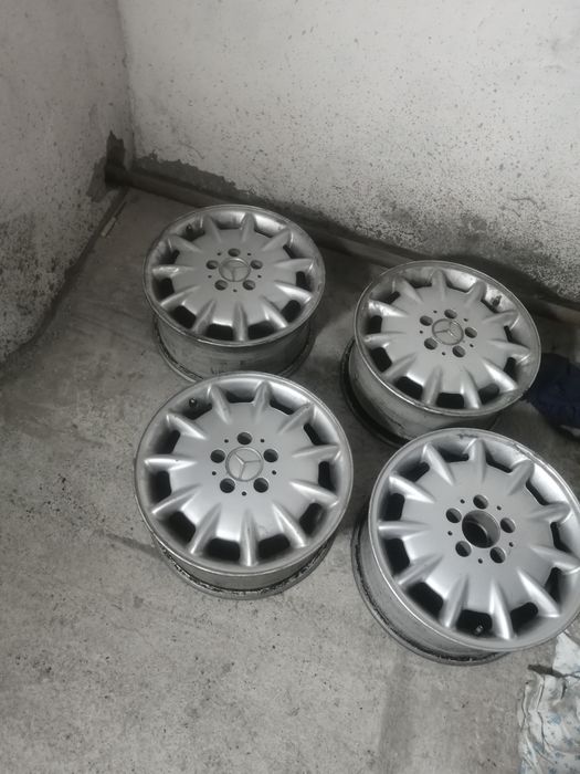 Продаю диски на мерседес -р-16