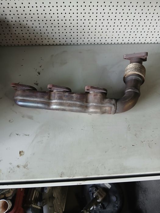 Изспускателен колектор Mercedes CLS