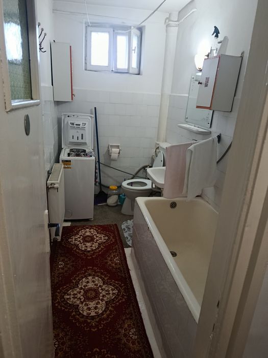 Vând apartament doua camere