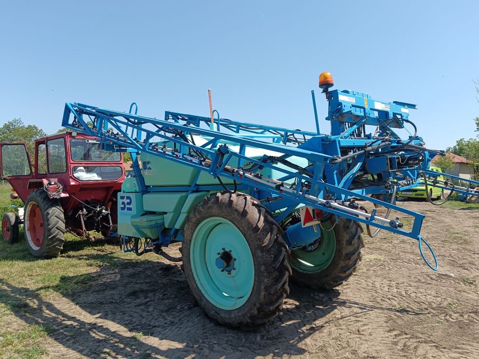 Instalație erbicidat Berthoud 3200 litri 24 metri