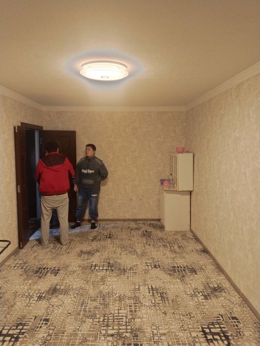 Аренда 1 ком квартира в 1 микрорайоне 4 этаж