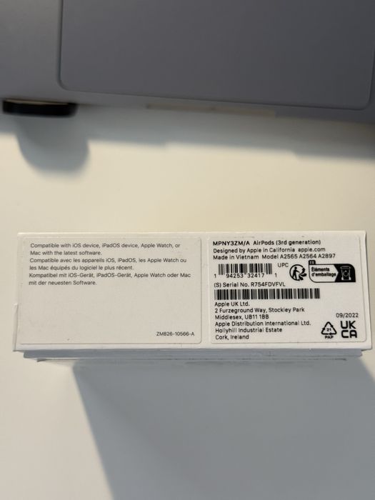 Слушалки AirPods (3rd generation)