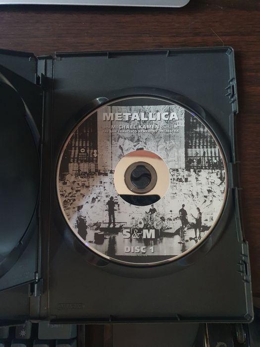 DVD METALLICA и симфонический оркестр