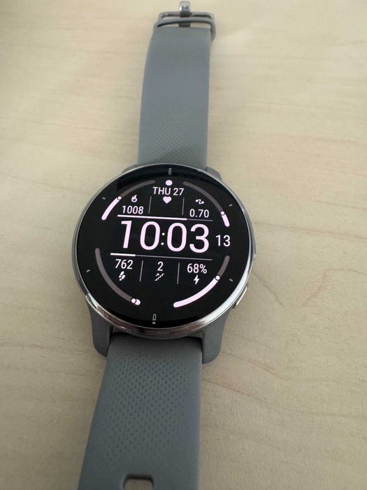 Garmin Venu 2 Plus, Gri, 43mm, Amoled, muzica, apel vocal, 8GB stocare, Garmin Pay
