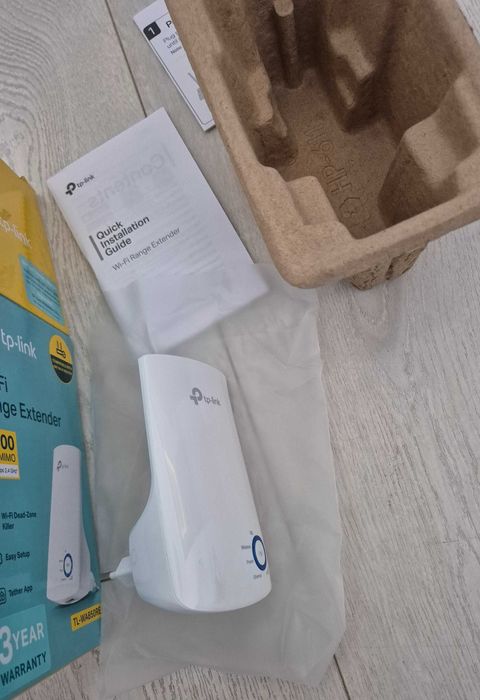 300 Mbps Wi-Fi Range Extender tp-link