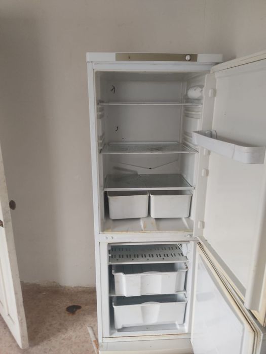 Холодильник INDESIT