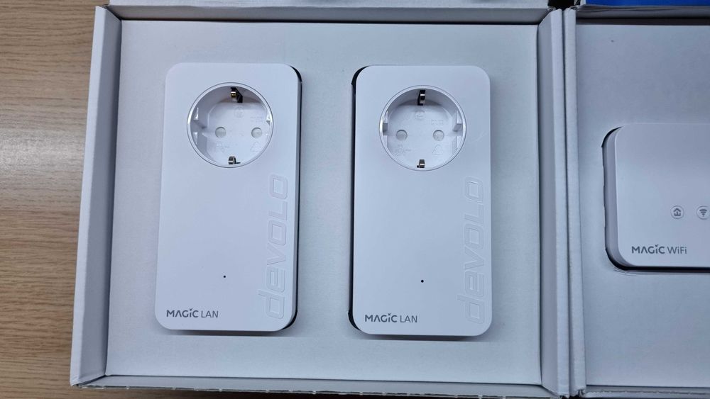 KIT 2 Buc PowerLan DEVOLO Magic 2 LAN + 2 Buc DEVOLO Magic mini 1 wifi
