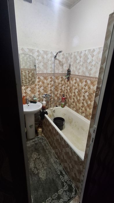 4xonali dom sotiladi