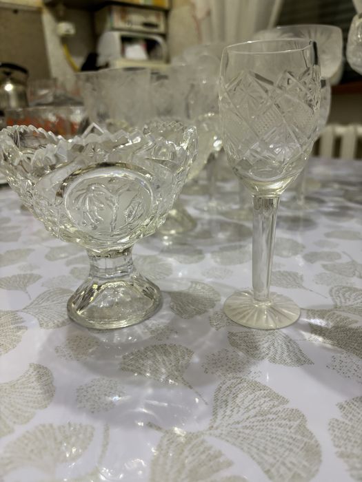 Вазы, рюмки, фужеры