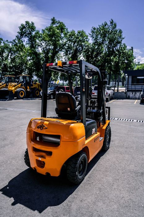 вилочный погрузчик HC CPCD20-AG2