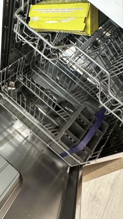 Посудомойка почти новая