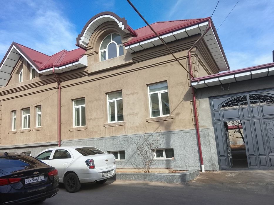 10 ком Юнсабоде пад офес и.л.д дома аренда