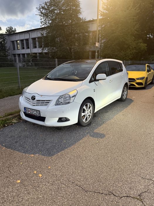 Toyota Verso 2.2 diesel