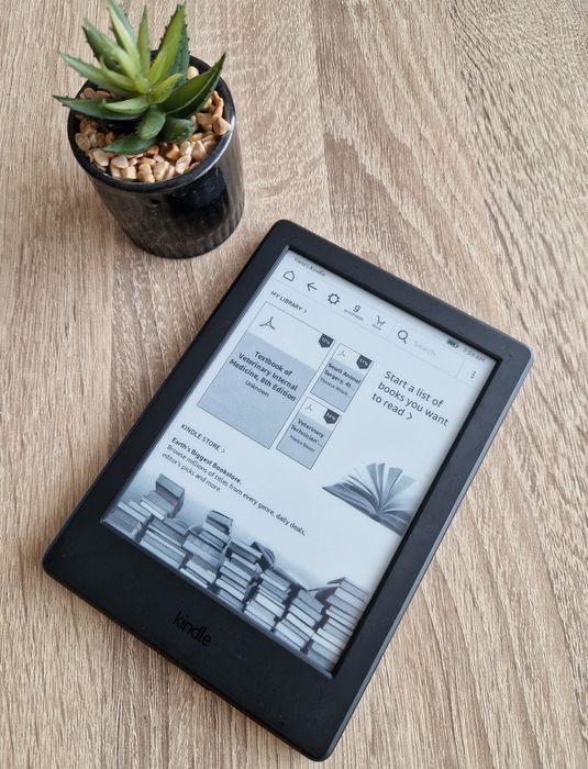 БЕЗПЛАТНА ДОСТАВКА Amazon Kindle 8th generation електронен четец