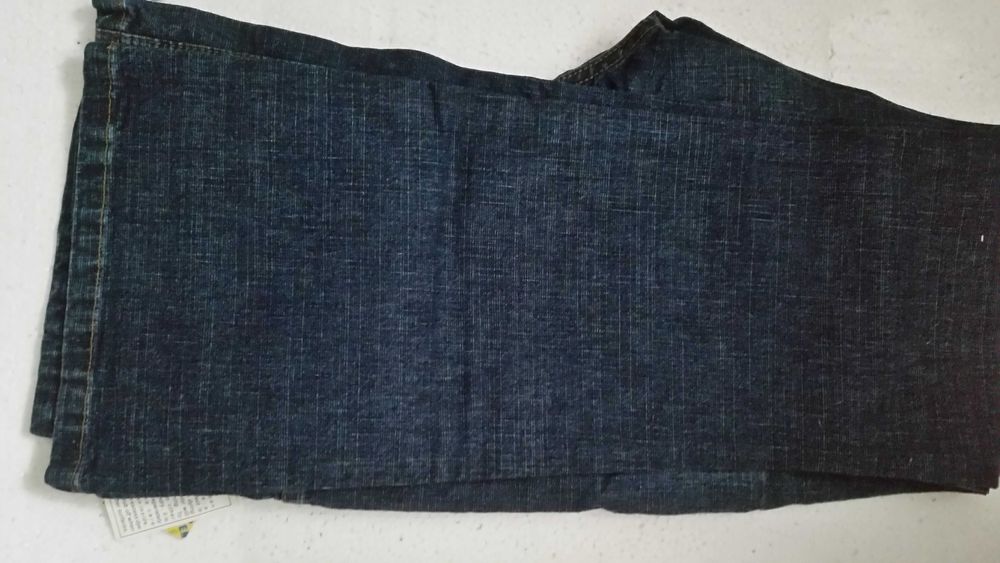 blugi /jeans denim  cu eticheta