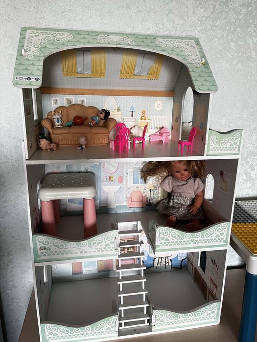 Кукольный домик