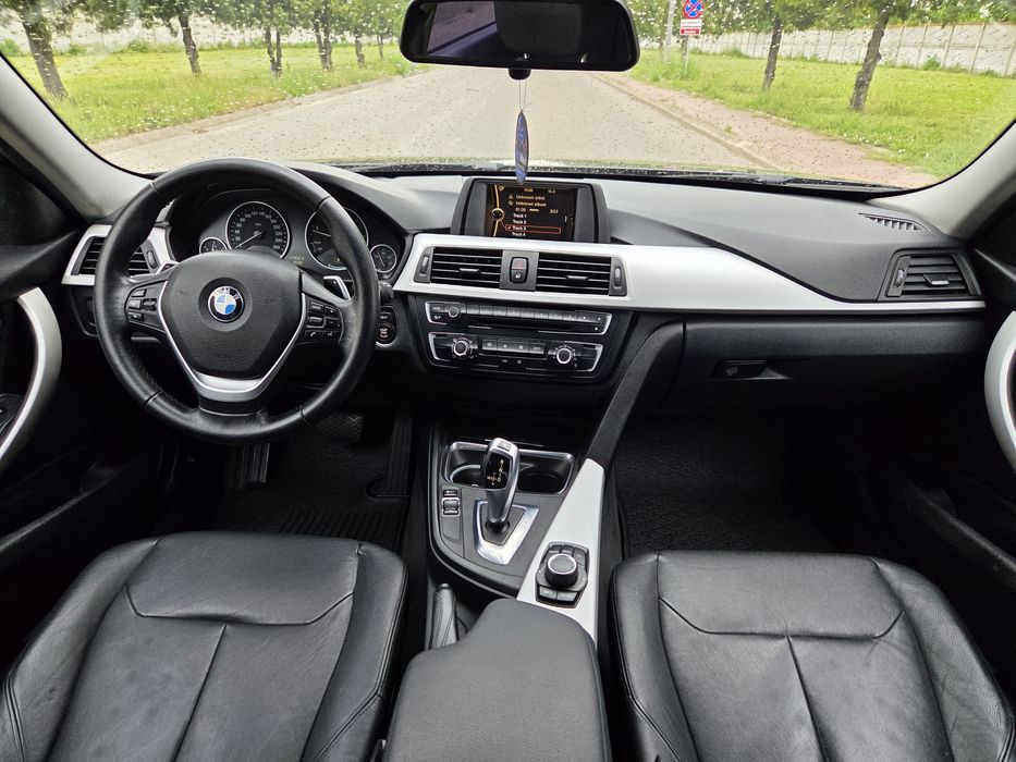 BMW 3 Series 2012 — imagine 5