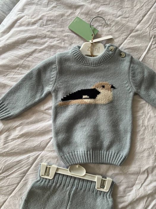 Продам новый теплый костюм для малыша