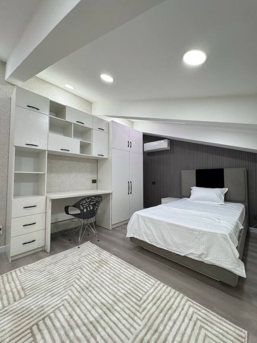 Квартира ЖК Parisien 4/7-8/8 140 кв.м