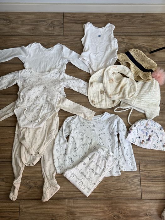 Детские вещи от 6 месяцев