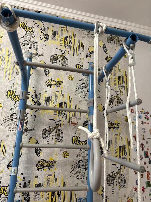 Шведская стенка турник лестница кольца качеля