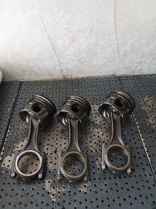 Piston cu biela 2.0 tdci ford kuga 1