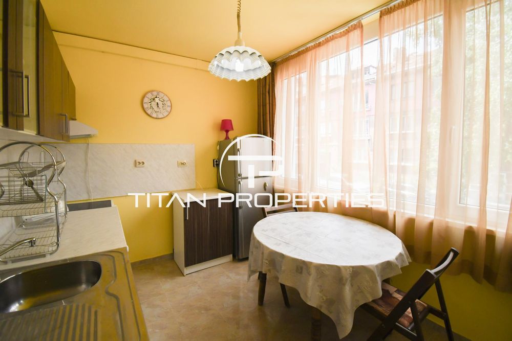 Дава се под наем Двустаен апартамент в София, Лозенец - 75 кв.м за 715 € - Снимка #3