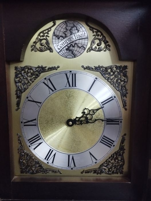 Ceas pendula de podea mecanism Urgos anii 80 cu pendul Westminster