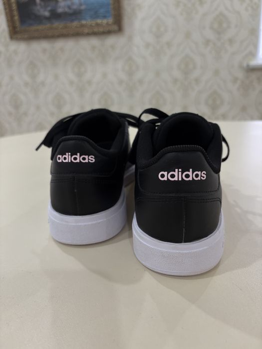 Adidas Advantage Base 2.0