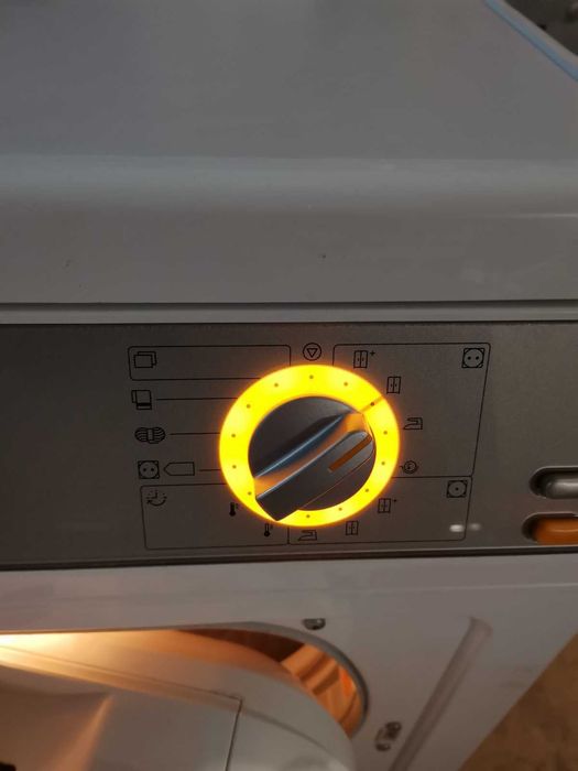 Професионална сушилня Miele