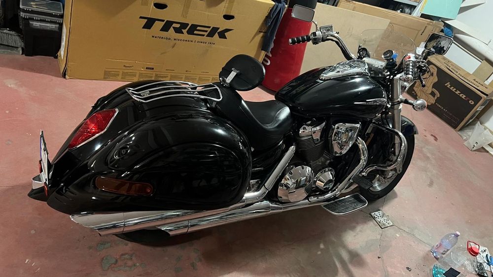 Honda VTX 1800 cu saddle bags Palazu Mare • OLX.ro