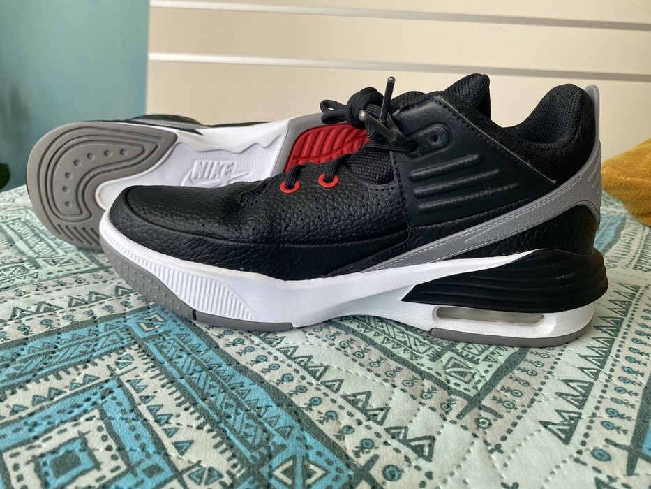 Nike Jordan Max Aura 5