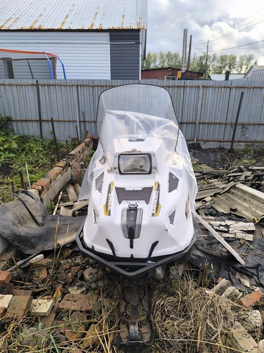 Продам снегоход на ходу,