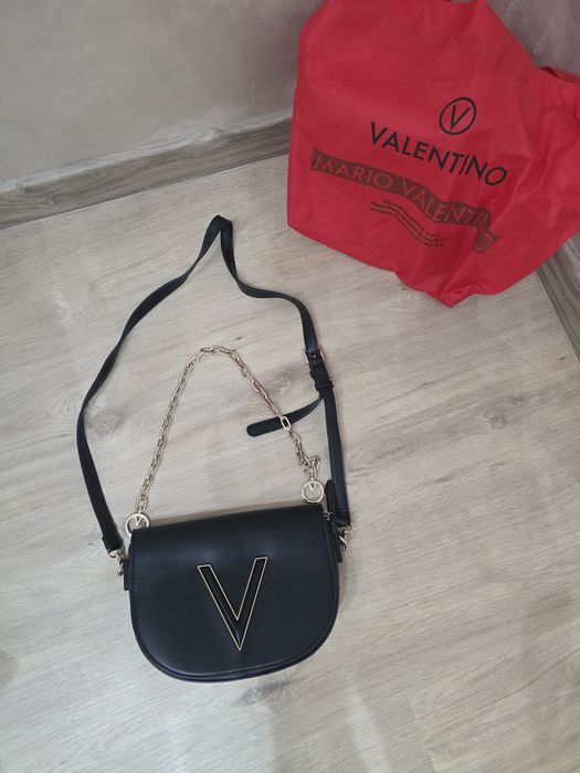 Черна чанта Valentino