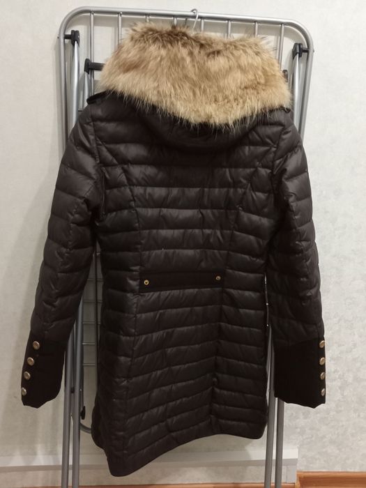 Продам  пуховик женский