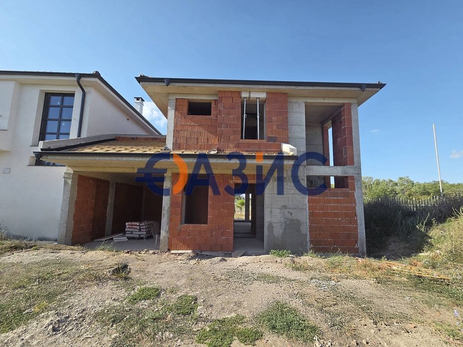 Продава се Къща в Бургас, Сарафово - 254 кв.м за 601 €/кв.м - Снимка #1