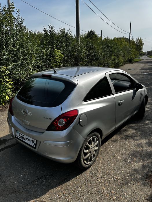 Опель корса д продам