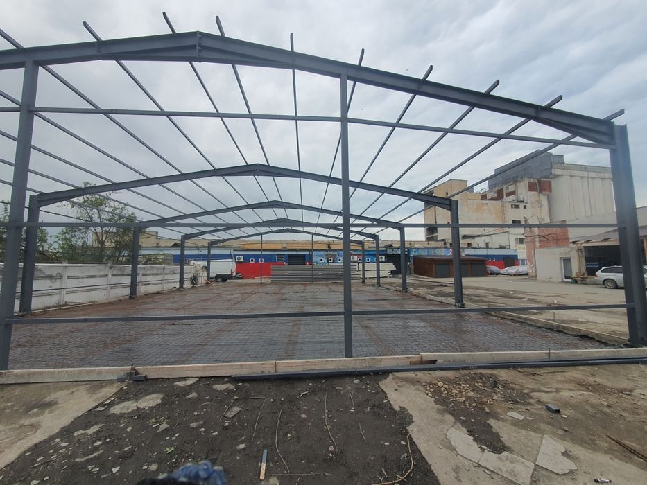 Vand hala metalică de 16x45x5 ipe 220.