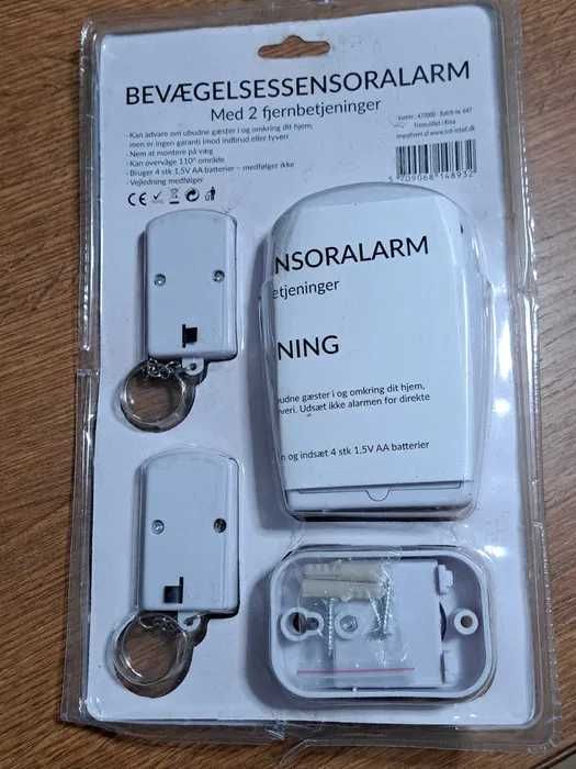 Alarma cu senzori de miscare cu telecomenzi oprire