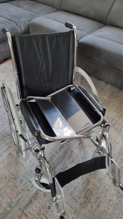 Кресло коляска инвалидная новая