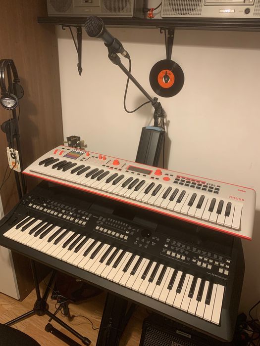 Sintetizator korg- yamaha