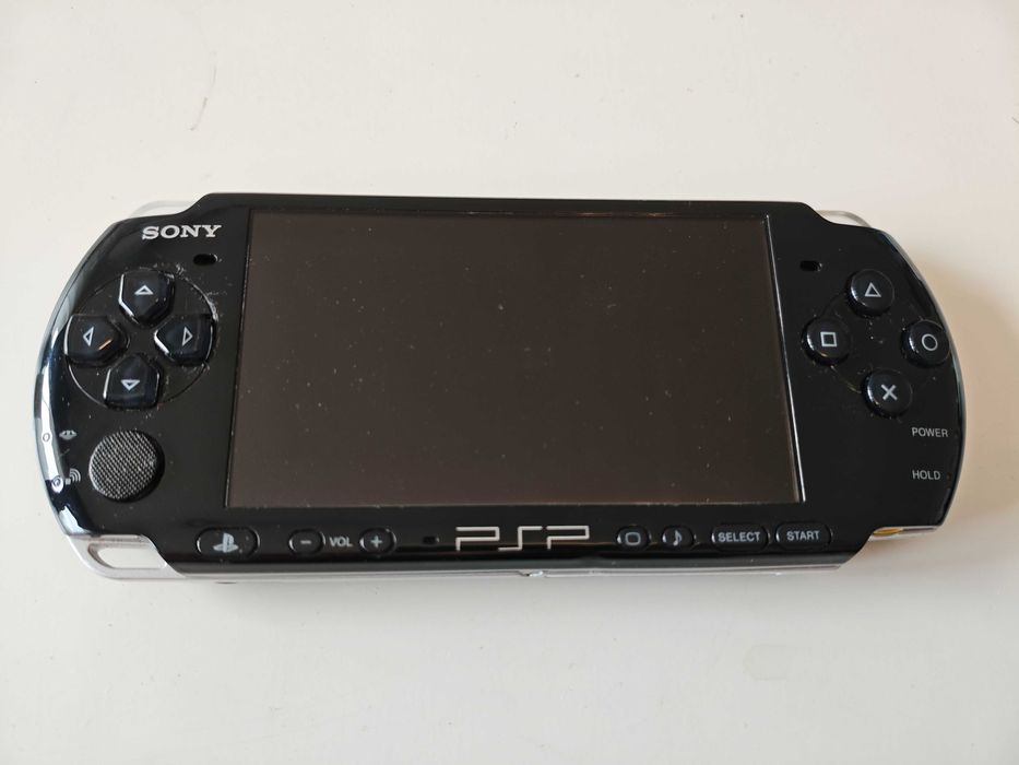 Sony PSP 3000 - Качени много игри