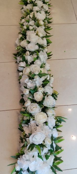 Stâlpișori mese și decoruri
