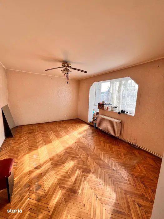 Apartament cu 4 camere, decomandat, 80 mp, zona Grigore Alexandrescu — fotografia 3