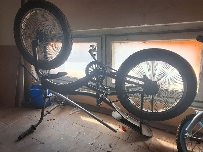 Продам старый велосипед НЕ УКРАДЕННЫЙ!!! Размер колёс 20х