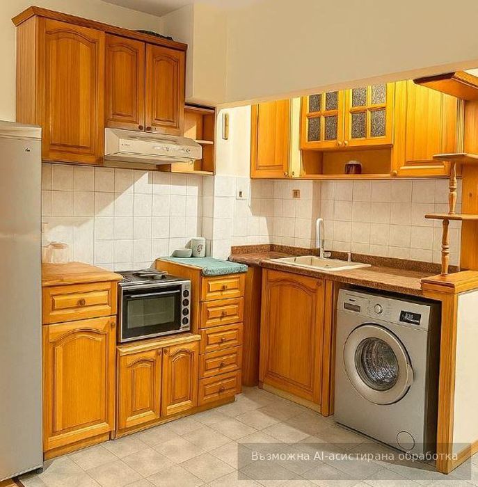 Тристаен апартамент в района на ХЕИ!