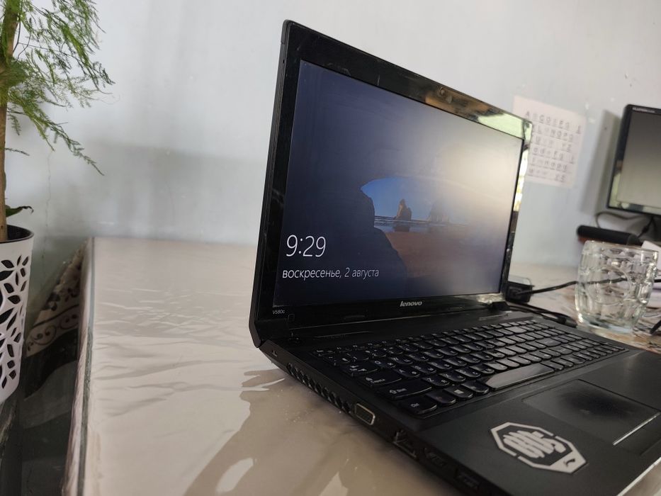 Lenova V580c noutbuk sotuvda
