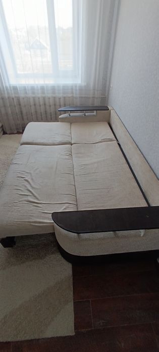 Продам раздвижной диван