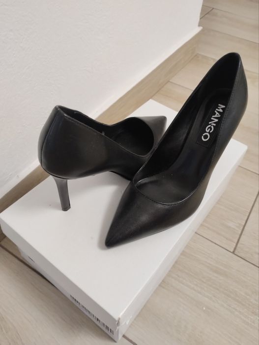 Paltone foarte elegante si dragute