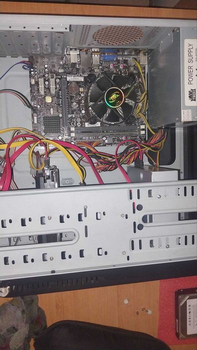 Personal kompyuter sotiladi